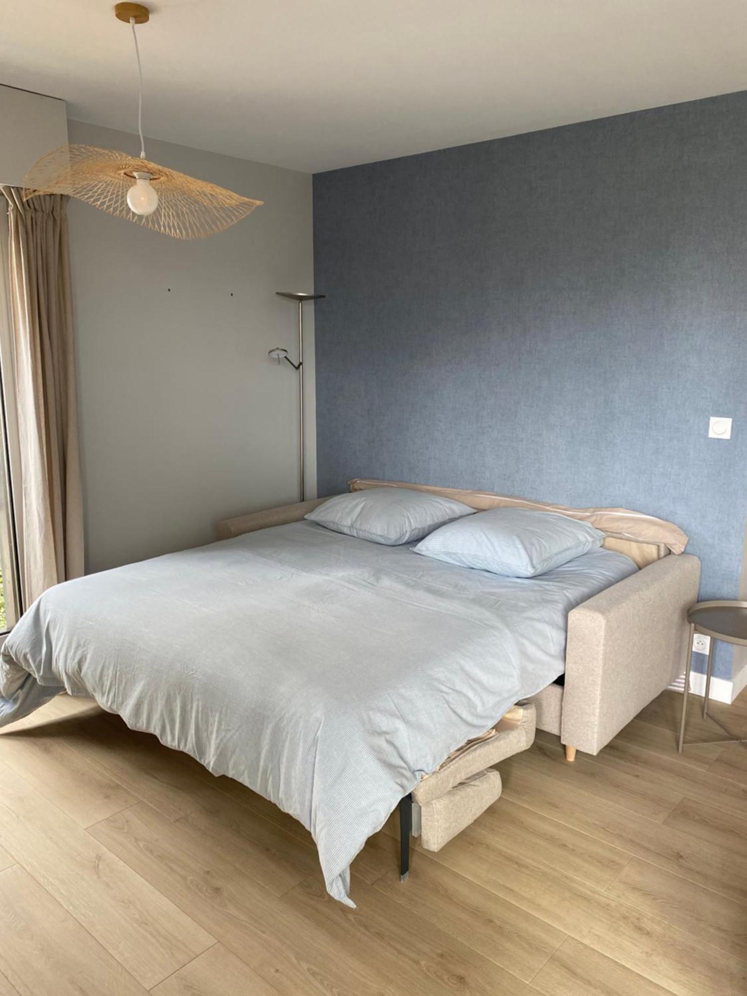 Apartment 65m2 Avec Balcon Vues A 150m De La Et Centre, Wifi Et Parking Prive *