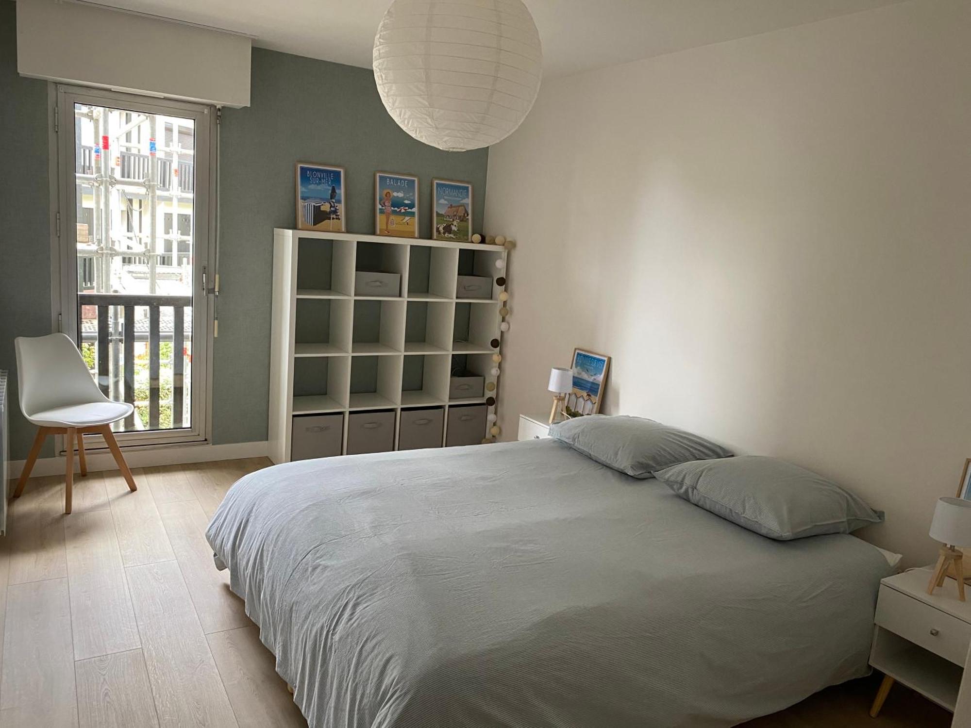 Apartment 65m2 Avec Balcon Vues A 150m De La Et Centre, Wifi Et Parking Prive