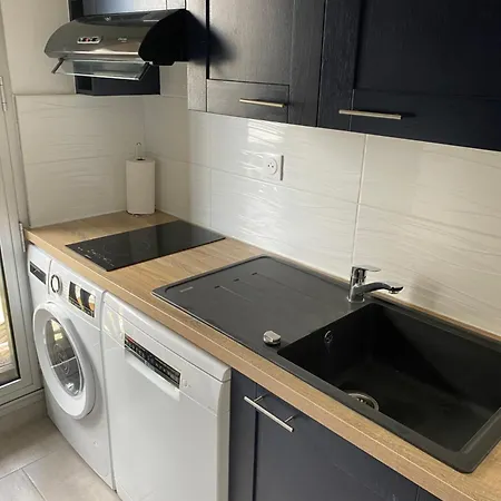 Appartement 65M2 Avec Balcon Vues Partielles Mer A 150M De La Plage Et Centre, Wifi Et Parking Prive Blonville-sur-Mer Exterior photo