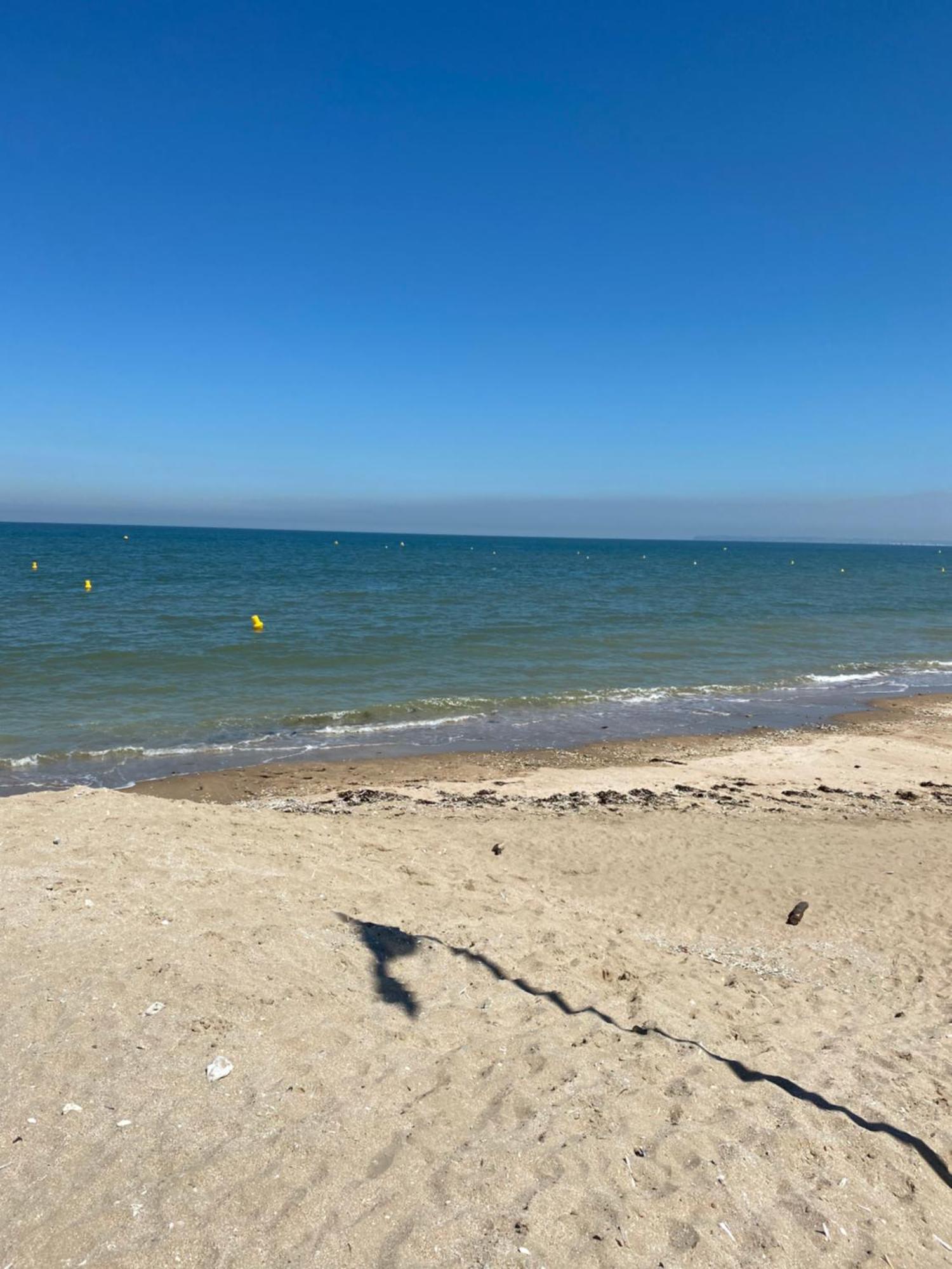 Apartamento Appartement 65M2 Avec Balcon Vues Partielles Mer A 150M De La Plage Et Centre, Wifi Et Parking Prive *